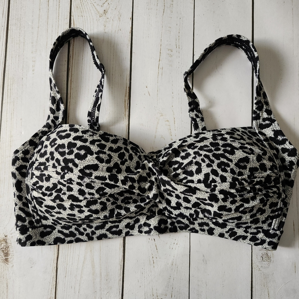 Leopard Print Bikini Top - Picture 7 of 8